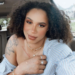 Meet your Posher, Felvina